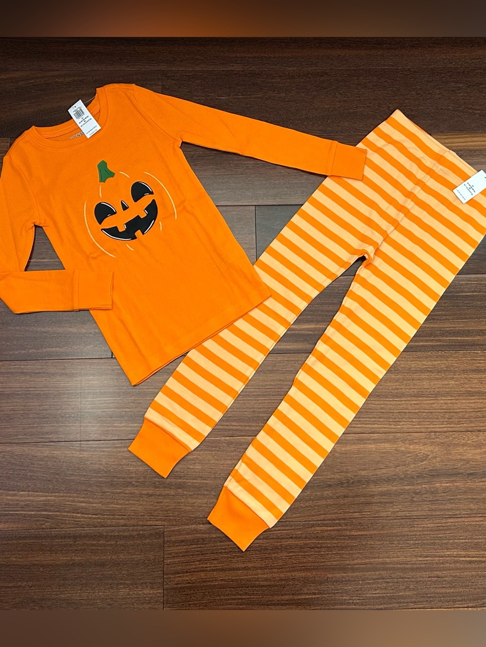 ⚡️2 for $25⚡️ Old Navy Halloween 🎃 Pumpkin Pjs